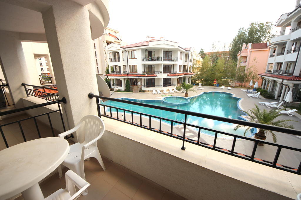 Menada Chateau Valon Apartment Солнечный берег Экстерьер фото