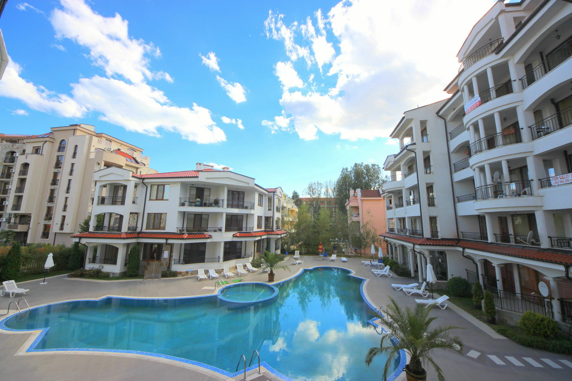 Menada Chateau Valon Apartment Солнечный берег Экстерьер фото